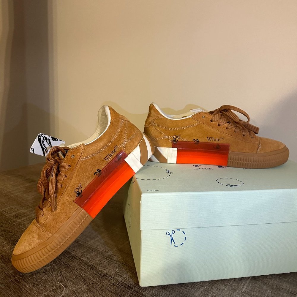 OFF-WHITE, Tan Suede Vulcanized Low Sneakers